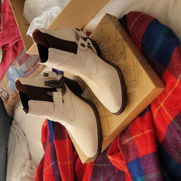 Lady luck leather booties - Picture 4 of 9